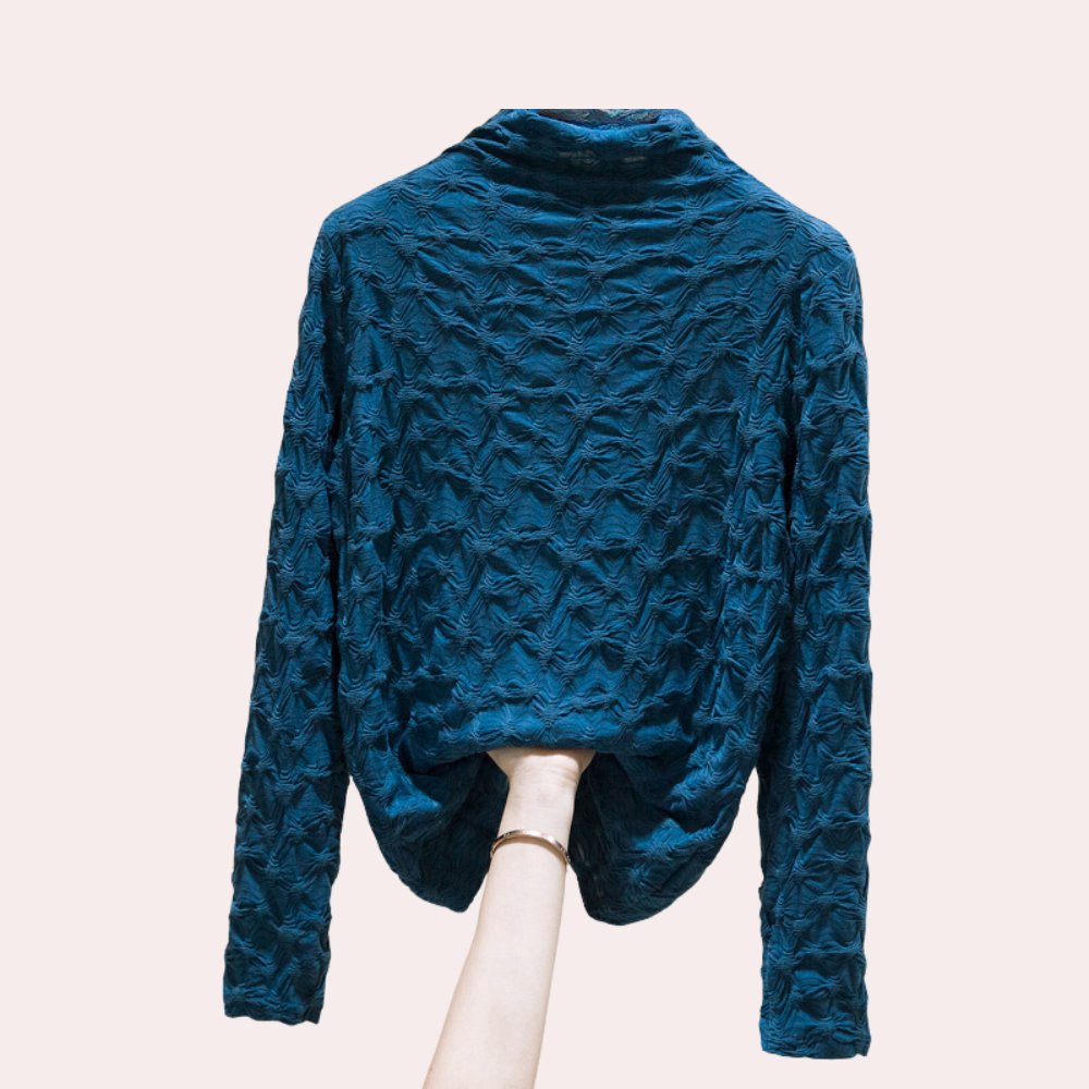 Stilla | Elegant Damenbluse med en høj elegant udskæring