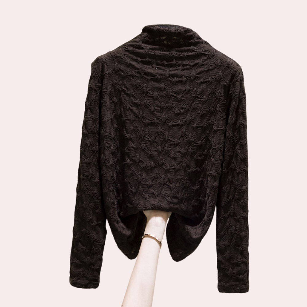 Stilla | Elegant Damenbluse med en høj elegant udskæring