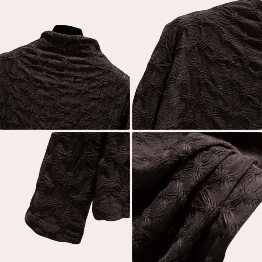 Stilla | Elegant Damenbluse med en høj elegant udskæring