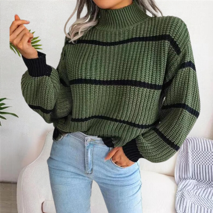 Stilla | Stilfuld Blød Damen Sweater med Høj U-Udskæring