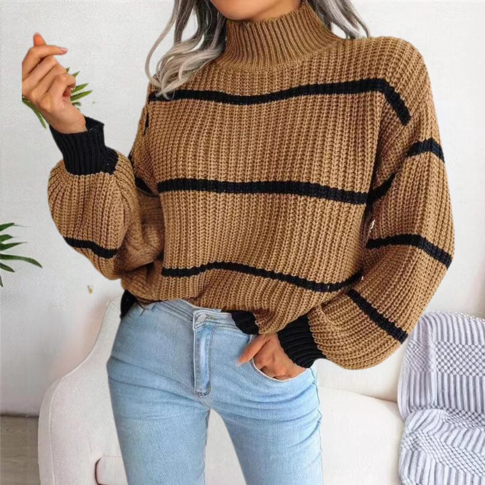 Stilla | Stilfuld Blød Damen Sweater med Høj U-Udskæring