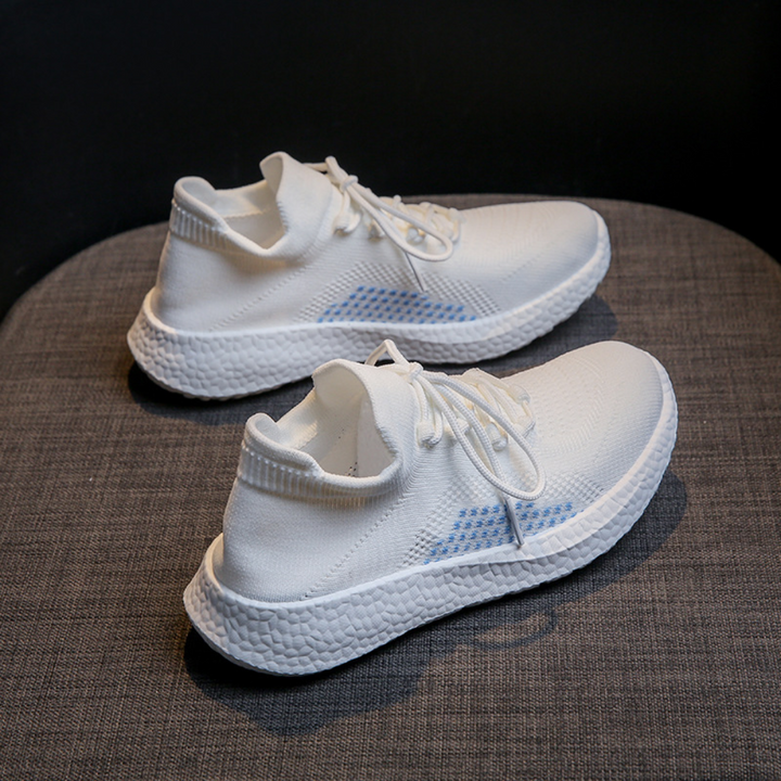 Stilla | Sneakers Elegance Og Komfort Til Et Sofistikeret Kvindeligt Udseende