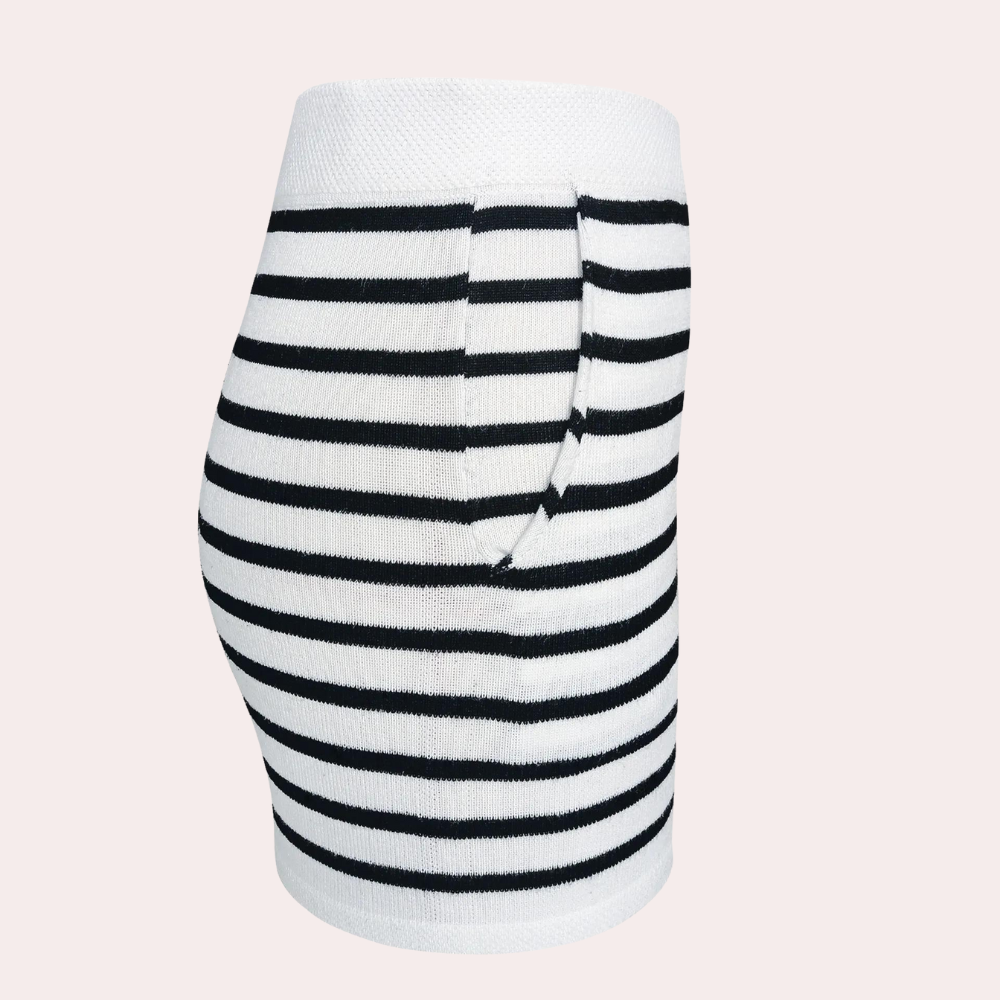 Stilla | 2 stk. Stilfuldt stribede outfit til elegant elegance