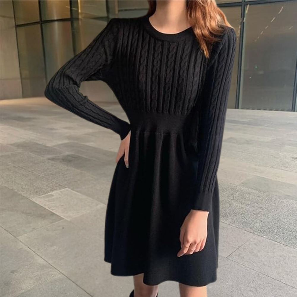 Stilla | Stylish Kvinders Kjole Med Lange Ærmer