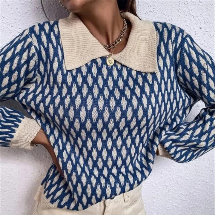 Stilla | Elegant Pullover Til Damer Med Elegante Krave Detaljer
