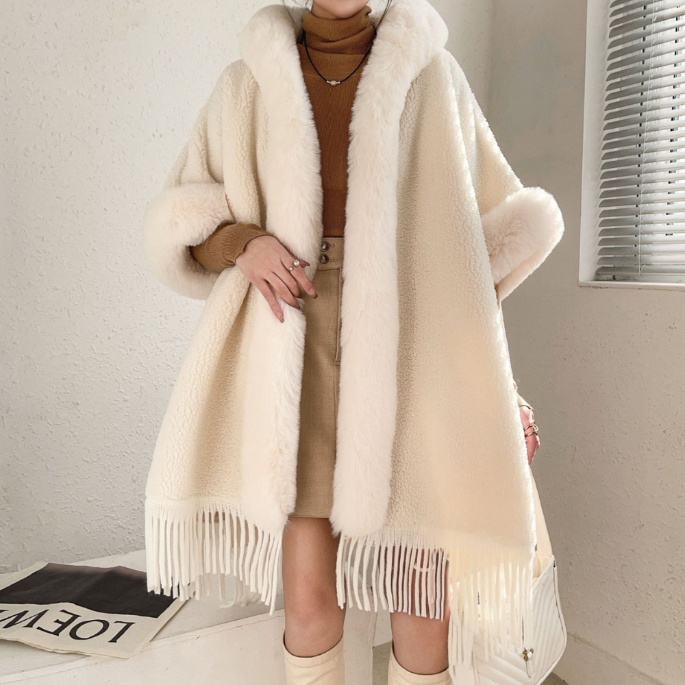 Stilla | Minimalistisk kjole med trendy detaljer
