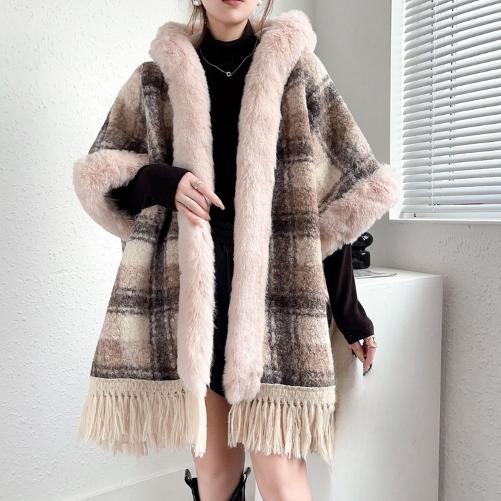 Stilla | Minimalistisk kjole med trendy detaljer