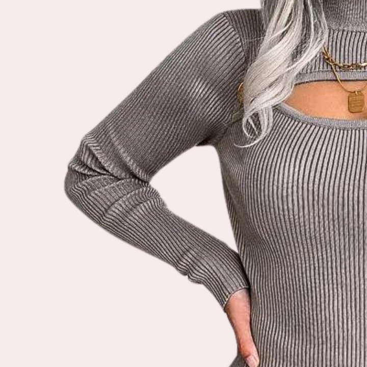 Stilla | Dame Slim Kjole Med Rullekrave