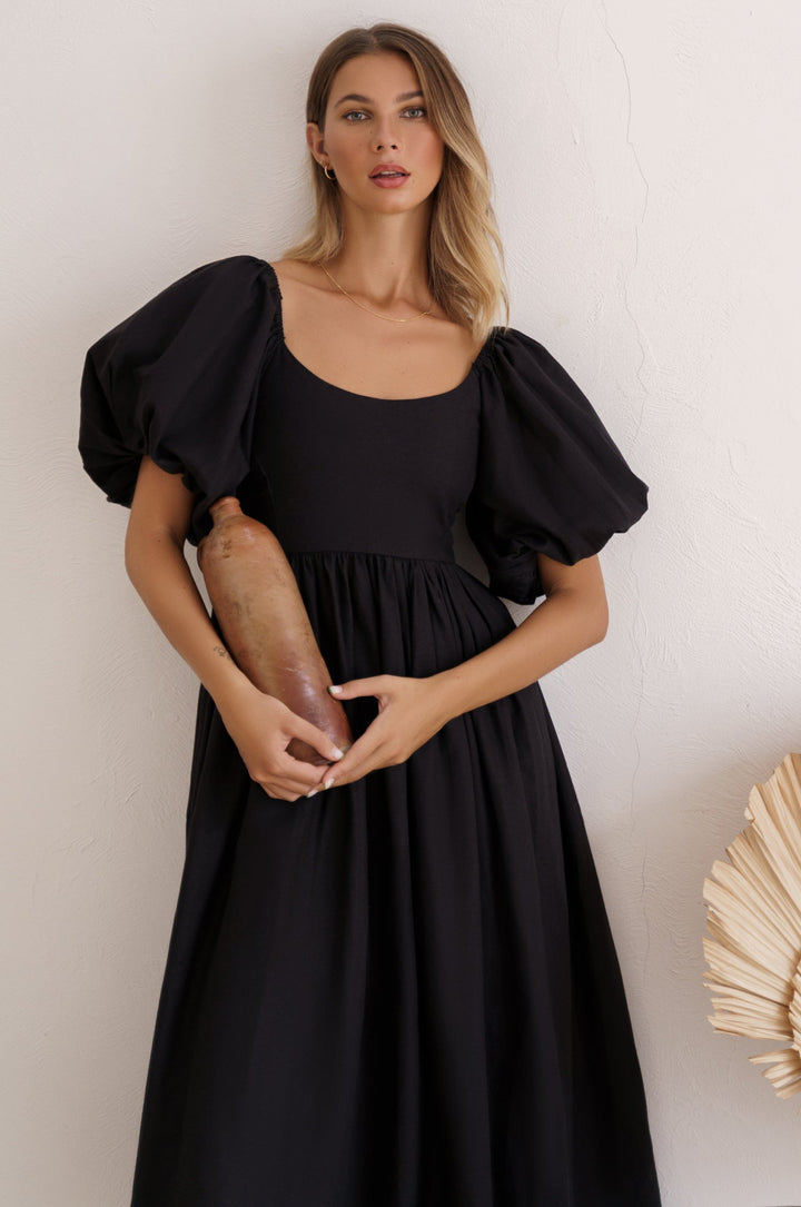 Stilla | Elegante Midikjole Med Puffærmer