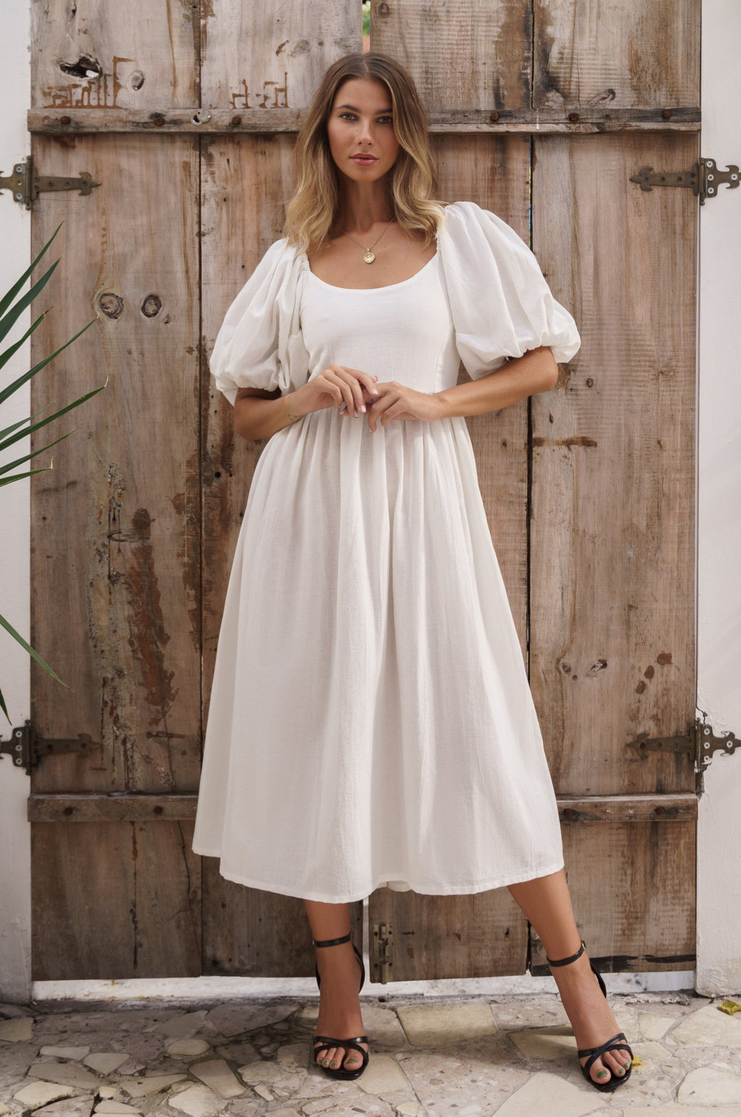 Stilla | Elegante Midikjole Med Puffærmer