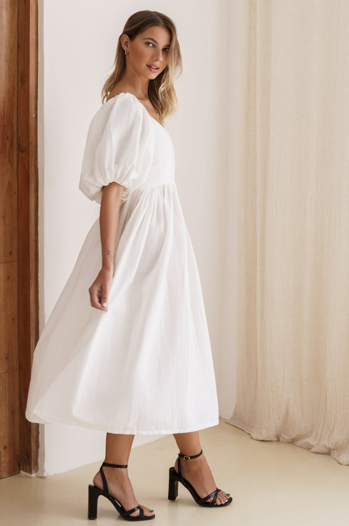 Stilla | Elegante Midikjole Med Puffærmer
