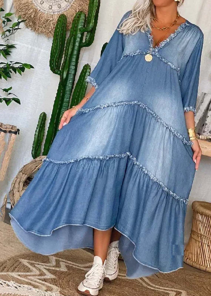 Stilla | Langt Denimkjole Med V-udskæring, Patchwork og Pomponer, Trekvartærmer, Maritim Chic