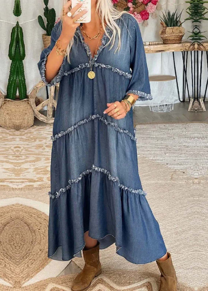 Stilla | Langt Denimkjole Med V-udskæring, Patchwork og Pomponer, Trekvartærmer, Maritim Chic