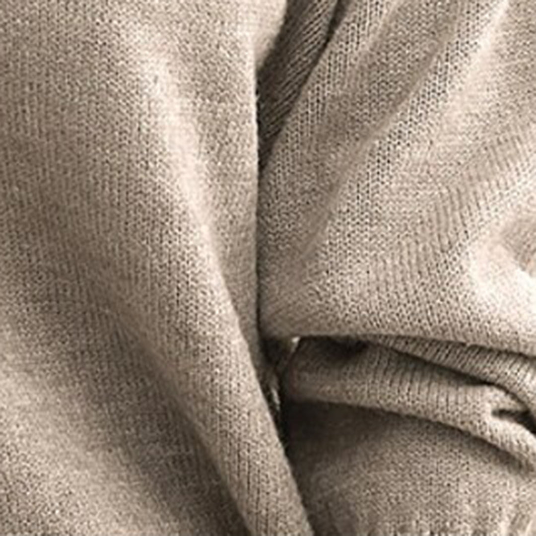 Stilla | Lækkert Elegant Pullover Med V-hals