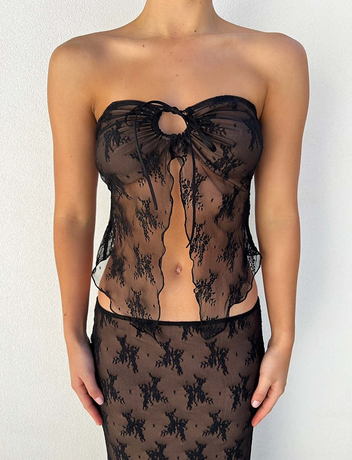 Stilla | Elegante Gennemsigtig Top Med Nederdel