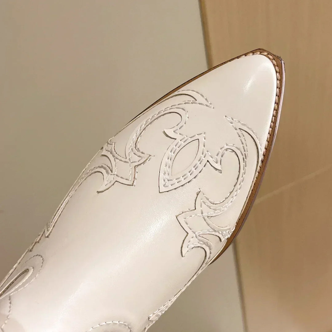 Stilla | Mittelhohe Stiefel für einen klassischen Look