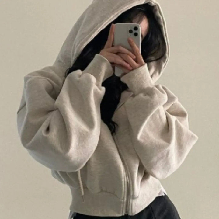 Stilla | Hoodie med Lynlås