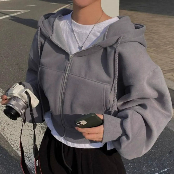 Stilla | Hoodie med Lynlås