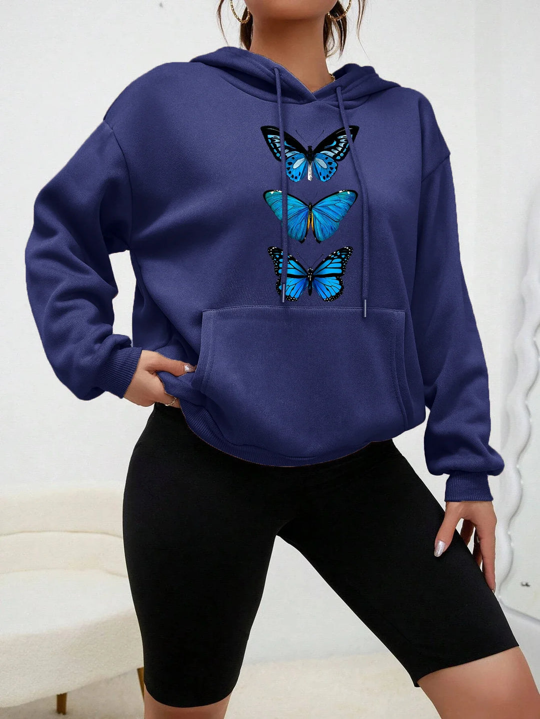 Stilla | Hoodie med Sommerfugledesign