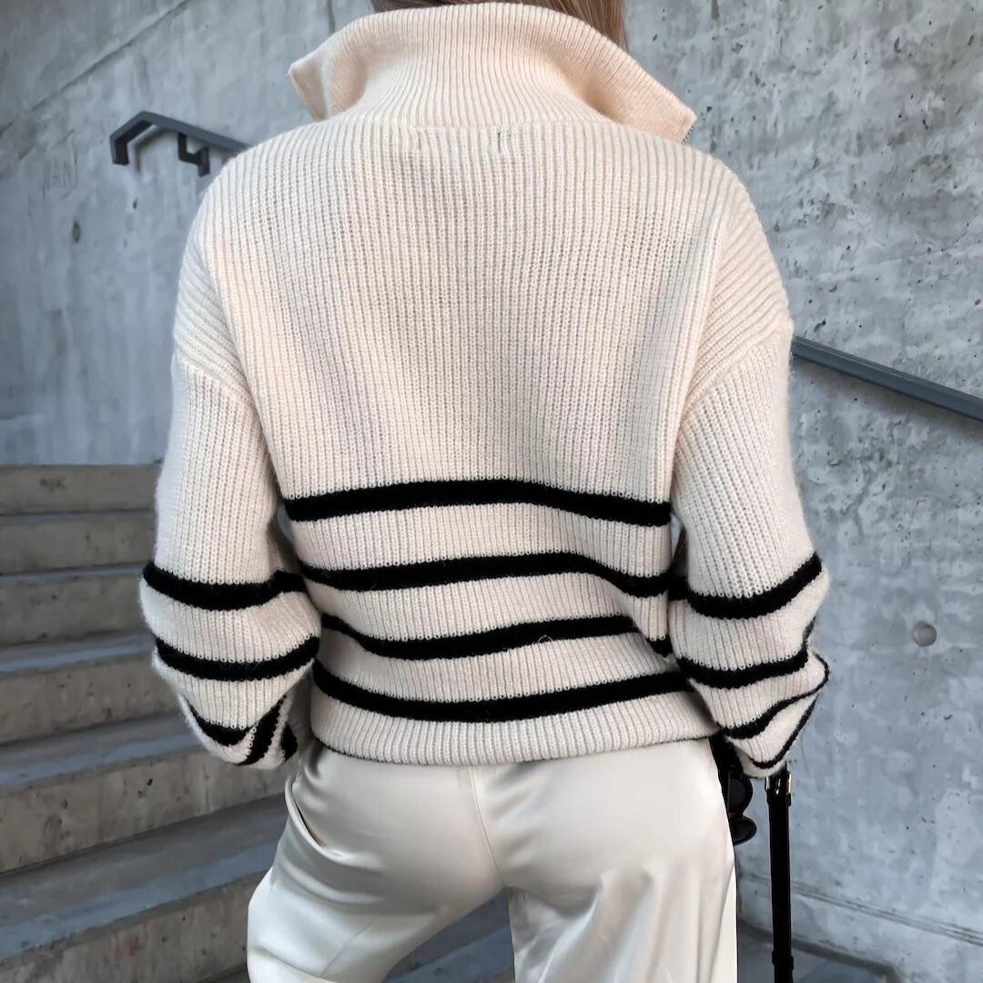 Stilla | Stribet Strikpullover Med Lynlås
