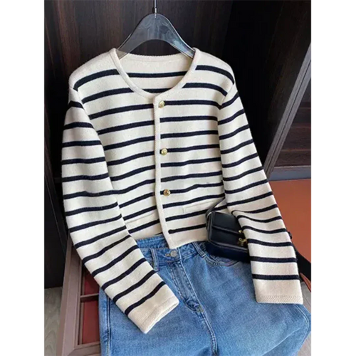 Stilla | Elegant dame strikjakke med stil