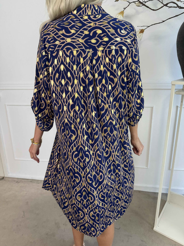 Stilla | Boho Maxikjole Med Gulddetaljer