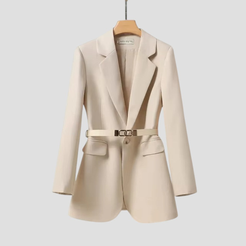 Stilla | Dame Bælted Blazerjakke – Skræddersyet Smart Tøj