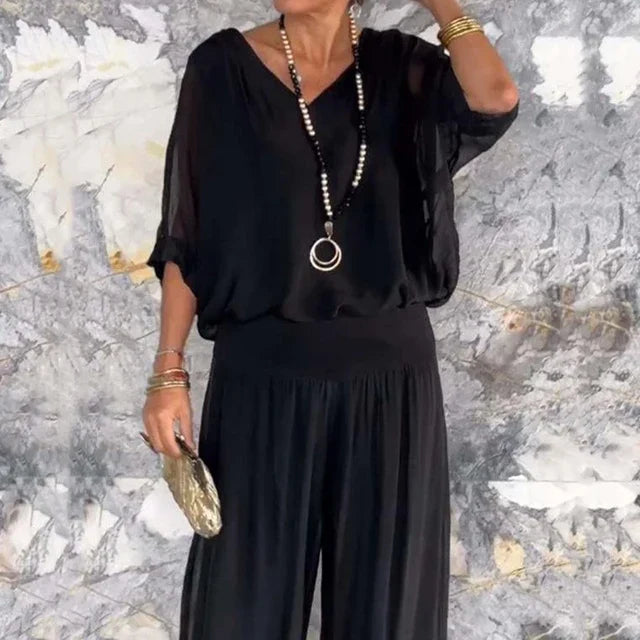 Stilla | Elegant To-delt Sæt Af Chiffon Med Bred Ben