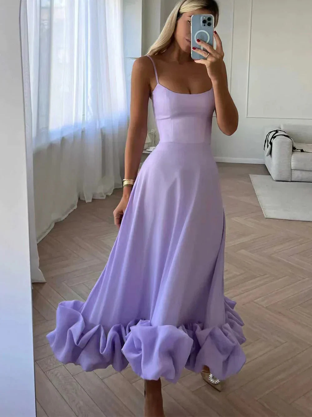 Stilla | Midi Kjole Med Flæse Og Bustier