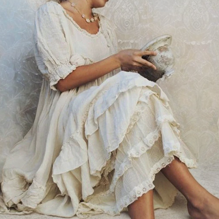 Stilla | Vintage Stil Maxi Kjole Med Flæser