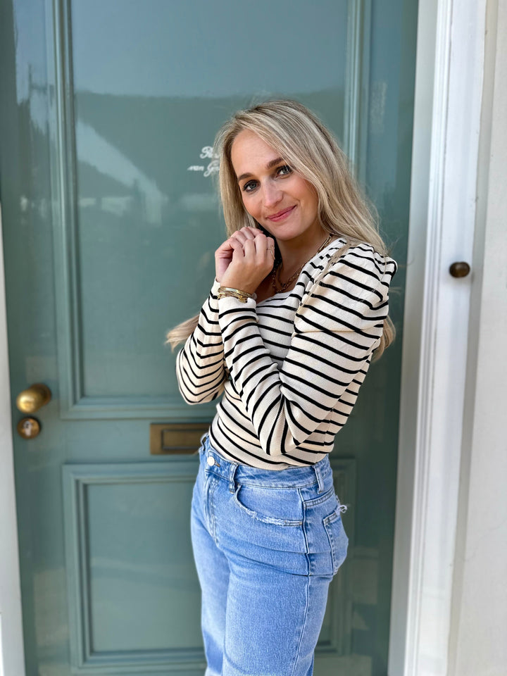 Stilla | Stribet Top a Linje Sort Hvid