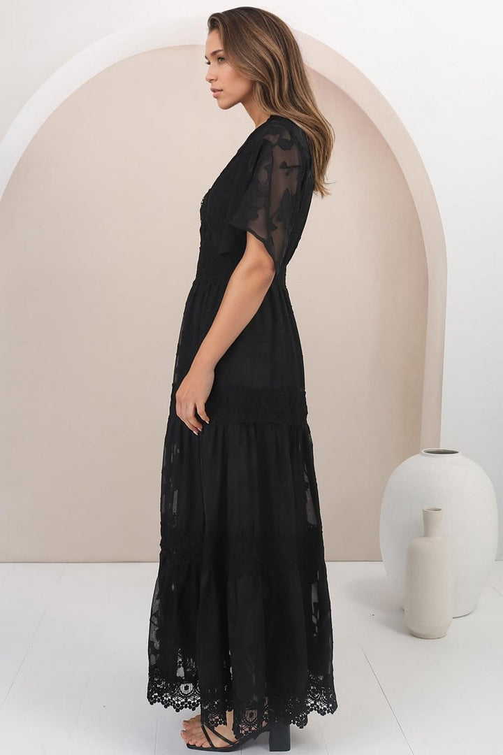 Stilla | Elegant Sort Maxikjole