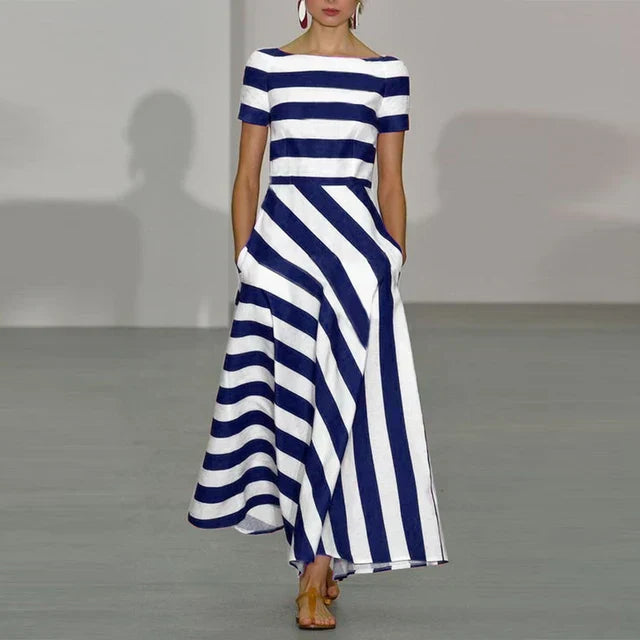 Stilla | Elegante Stribet Kjole