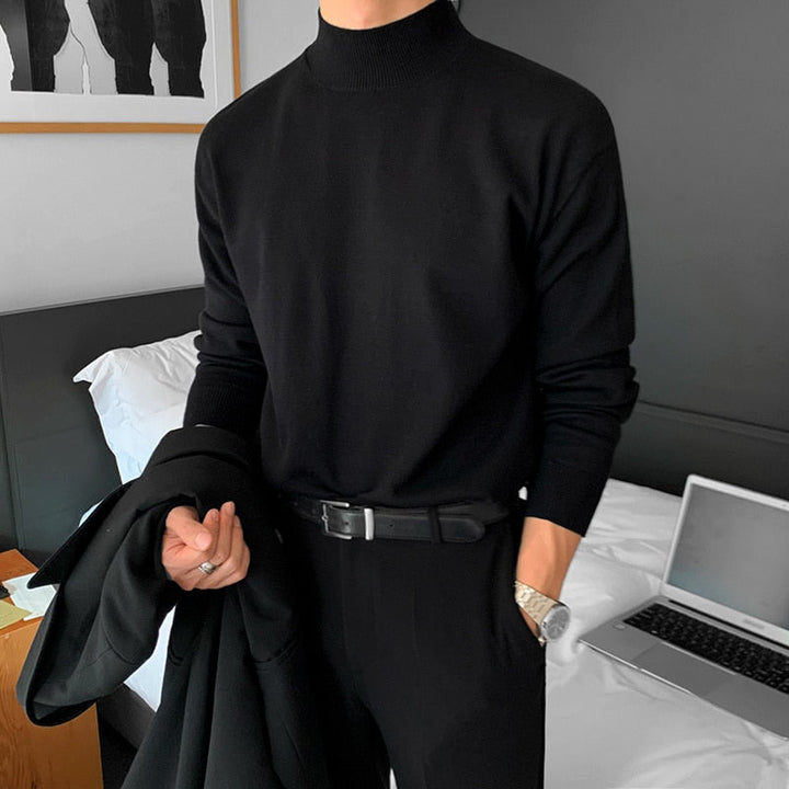Stilla | Herrepullover med Klassisk Halsudskæring og Lange Ærmer