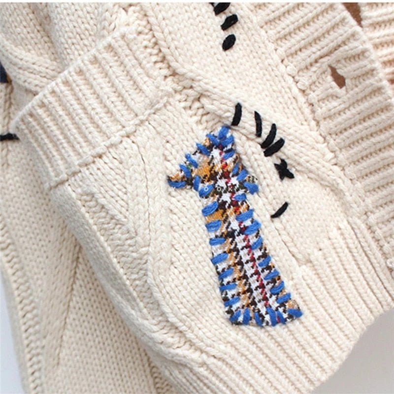 Stilla | Elegant strikpullover med broderi