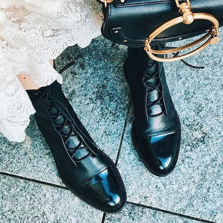 Stilla | Håndlavede Højkvalitets Orthopædiske Sko