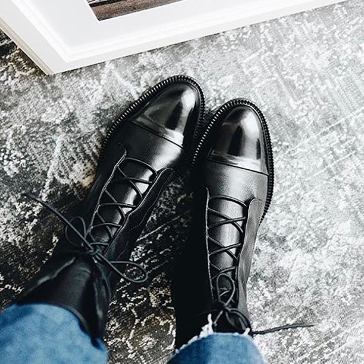 Stilla | Håndlavede Højkvalitets Orthopædiske Sko