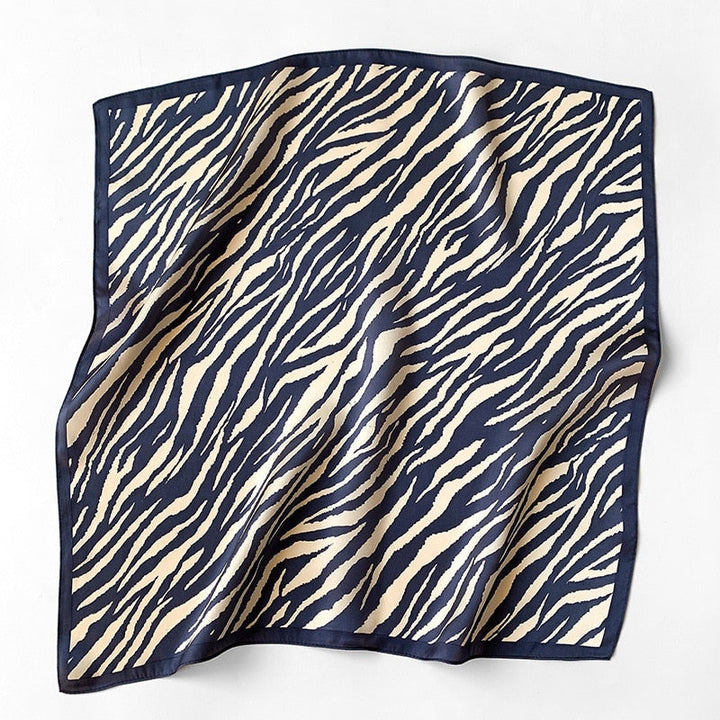 Stilla | 100% Silke Square Med Zebra Dekoration Til Kvinder