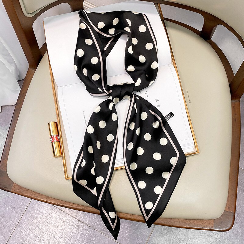 Stilla | Chic Polka Dot Tørklæde Til Kvinder