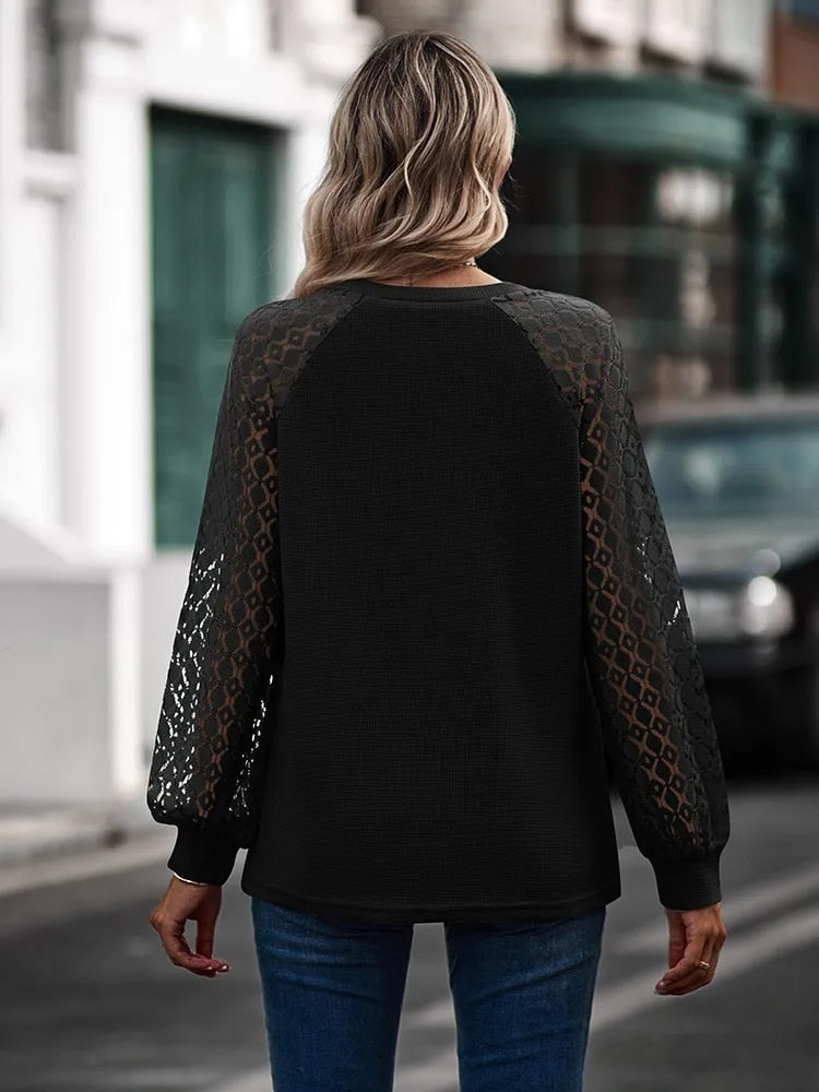 Stilla | Elegant Bluse med knapdetaljer
