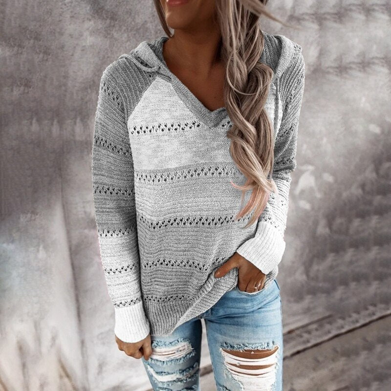 Stilla | Patchwork Hoodie Beqvem Strikpullover Med Enkel Horisontal Design