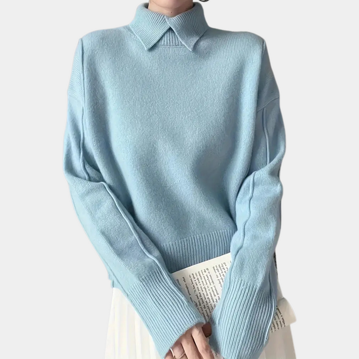 Stilla | Dame Strikpullover I – Tidøst Design I Abrikos, Himmelblå Og Hvid