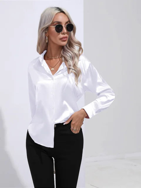 Stilla | Elegant satinbluse med lange ærmer