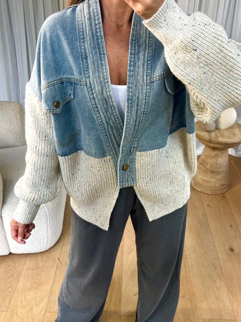 Stilla | Klassisk Jeansjakke i Denim