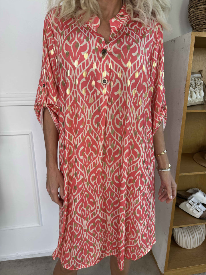 Stilla | Boho Maxikjole Med Gulddetaljer