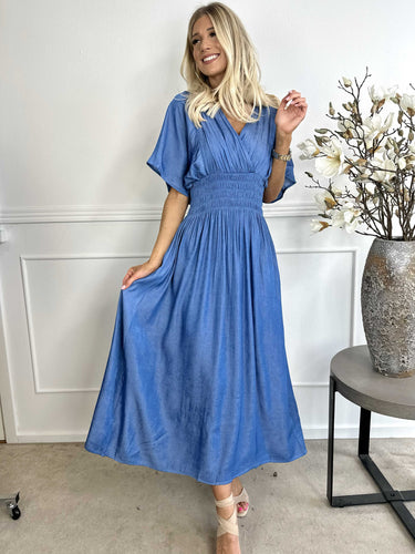 Stilla | Denim Maxikjole Med Smock