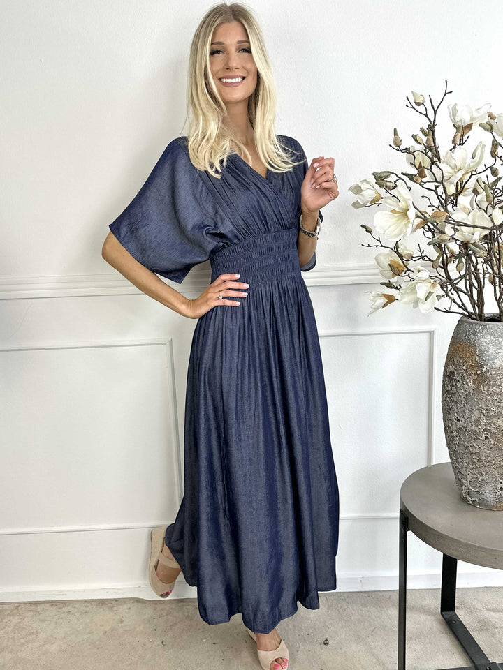 Stilla | Denim Maxikjole Med Smock