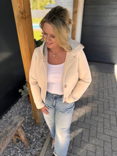 Stilla | Beige farvet dykkerjakke