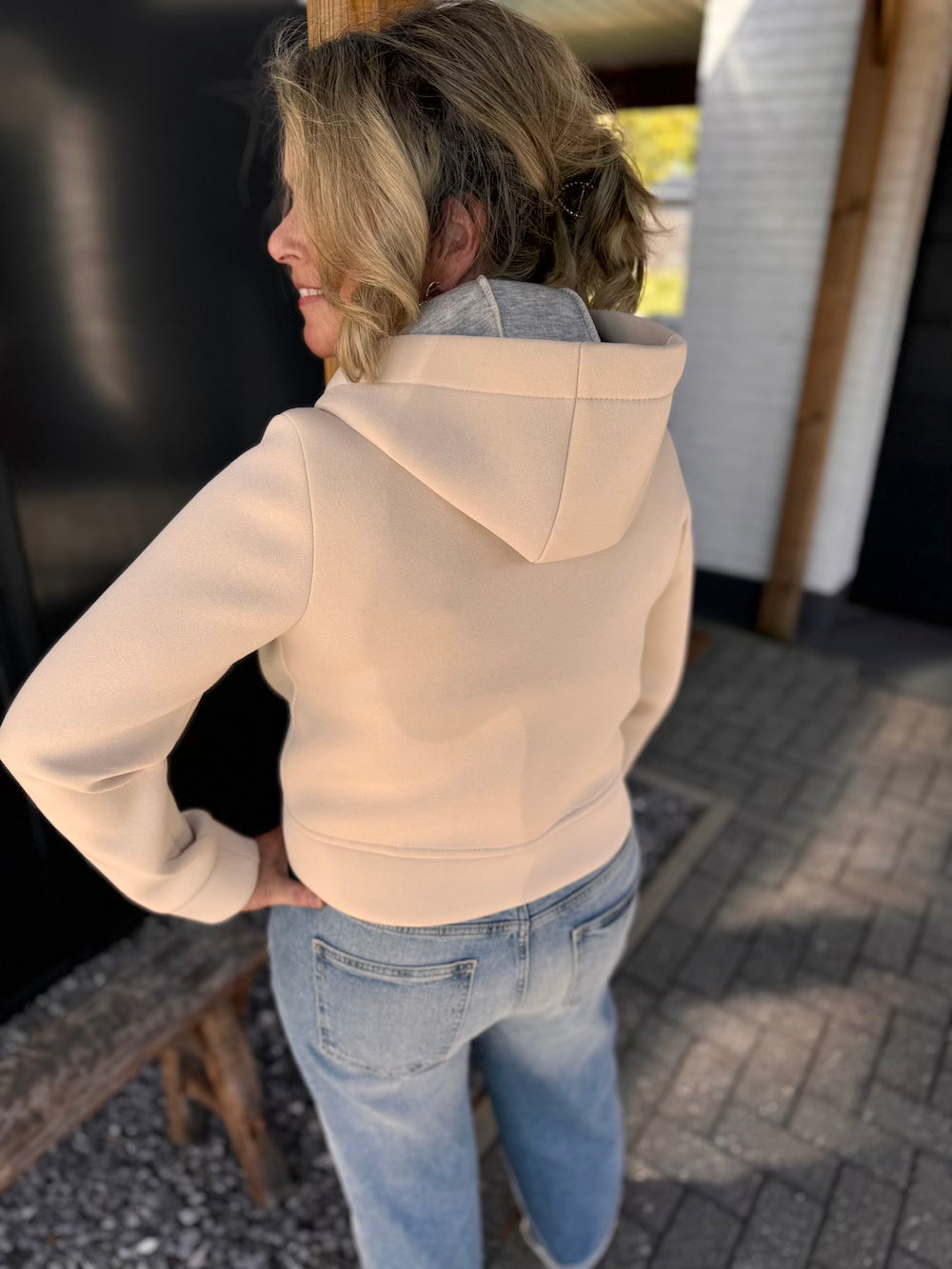 Stilla | Beige farvet dykkerjakke