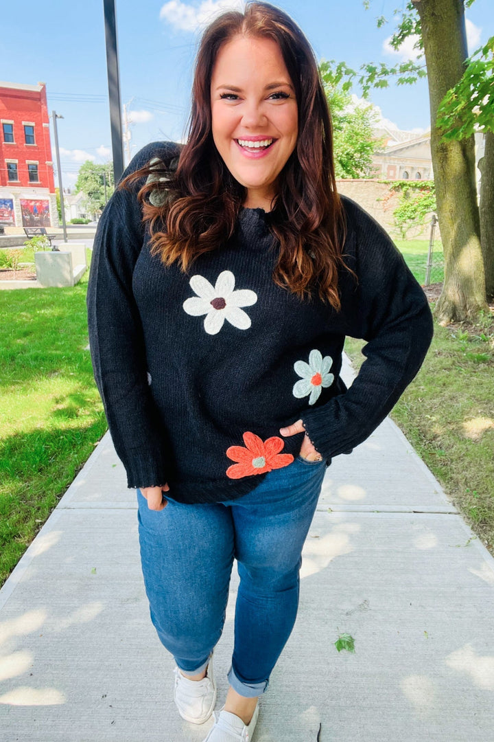 Stilla | Overstørrelse Sweater Af Sort Strik Med Blomsterpatch